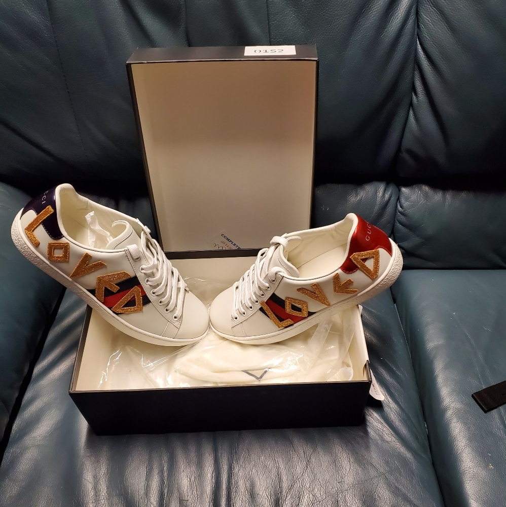 Gucci shoes